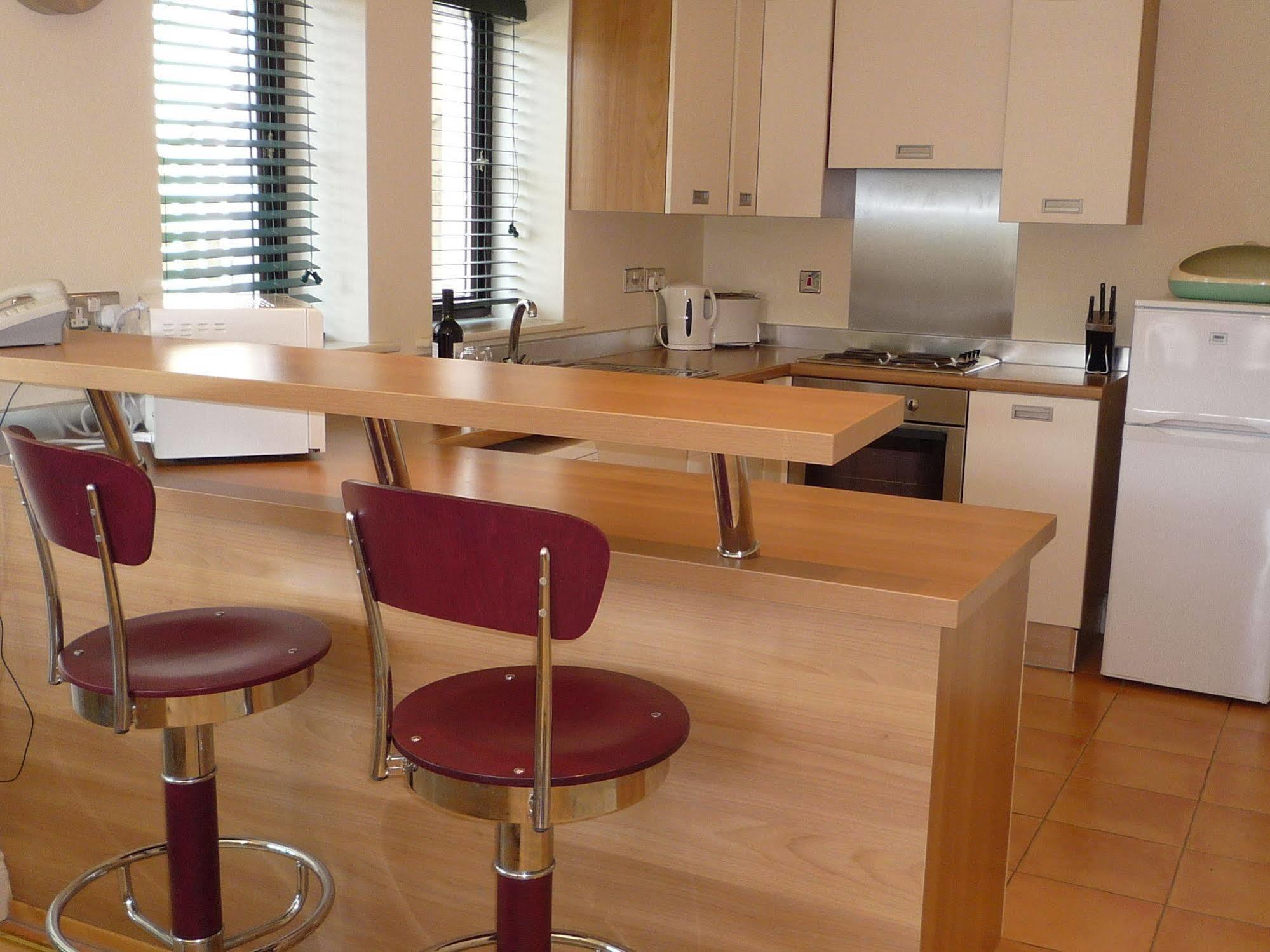 קילורגלין The Grove Lodge Guesthouse מראה חיצוני תמונה
